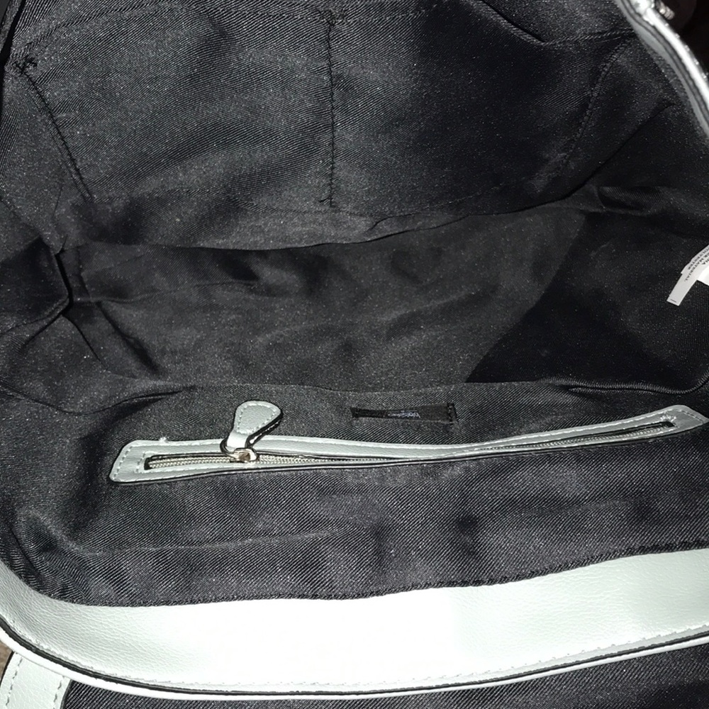 Backpack - Picture 4 of 4